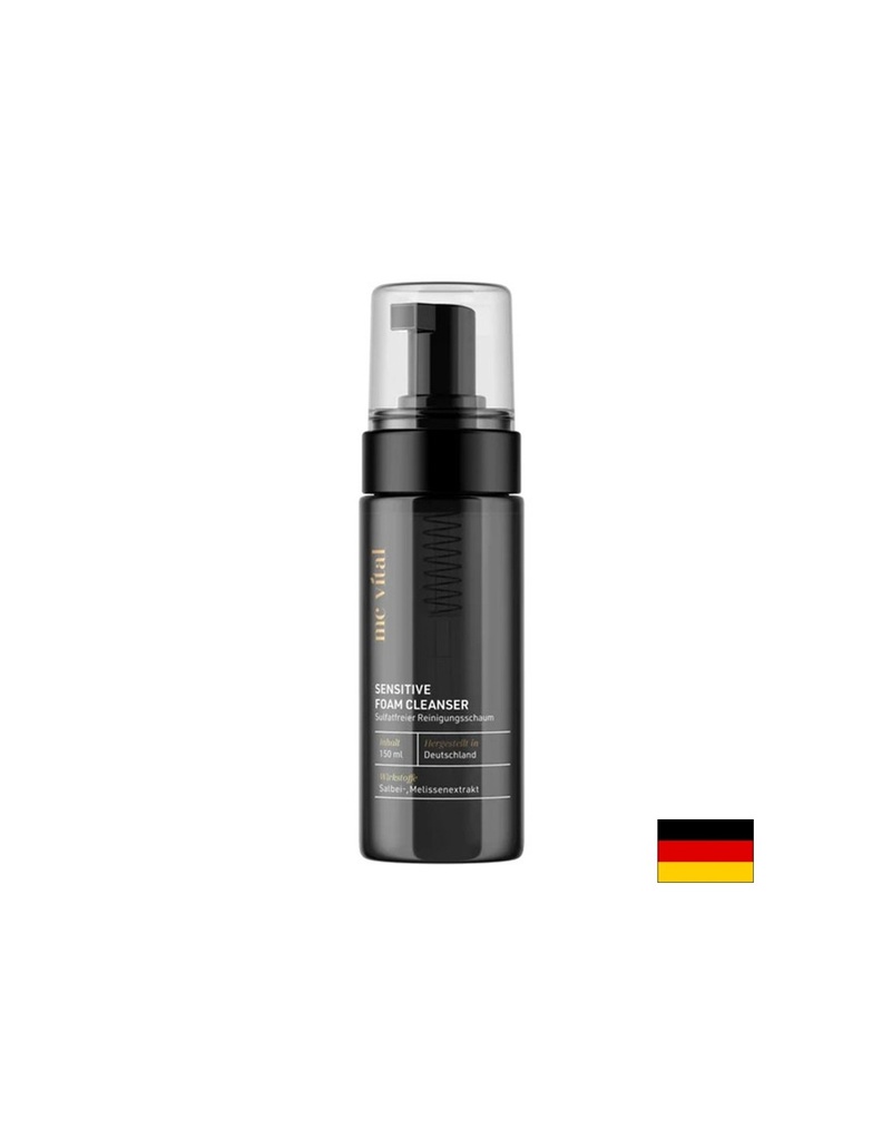 Нежна почистваща пяна с екстракт от Градински чай и Маточина, 150 ml
